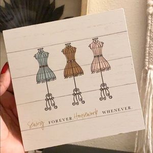 ❤️... Sew-ology Wooden Picture Frame